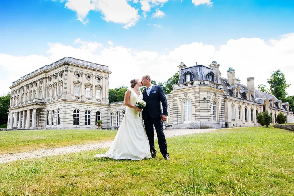 Château de Bizy à Vernon 27 Eure Normandie - Photo Mariage mariés - Rev'Eure photographe