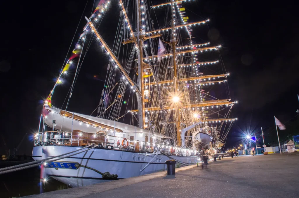 Armada Rouen - Bateau en Borde Seine - Rev'Eure photographe et vidéaste 27