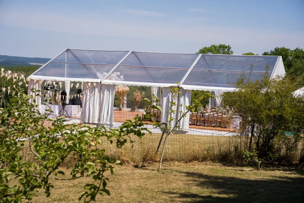 Mariage-champetre-decoration-nature-a-domicile-reveure-photographe-videaste-videaste-27 (46)