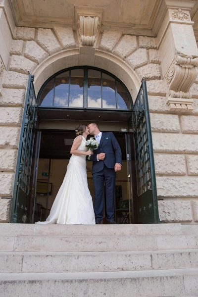 Mariage sortie de la Mairie de Vernon Eure 27 Normandie - Rev'Eure photographe et vidéaste